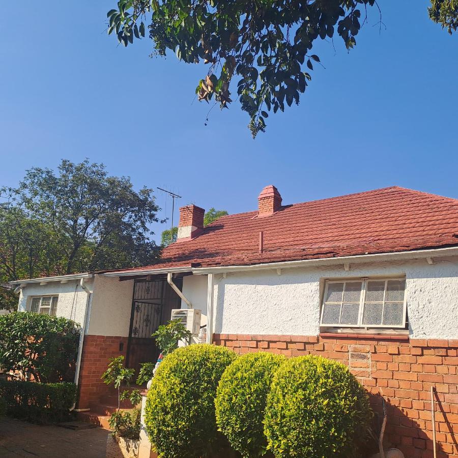 Moonlight Guesthouse Pretoria-Noord Buitenkant foto