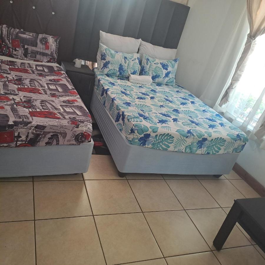 Moonlight Guesthouse Pretoria-Noord Buitenkant foto